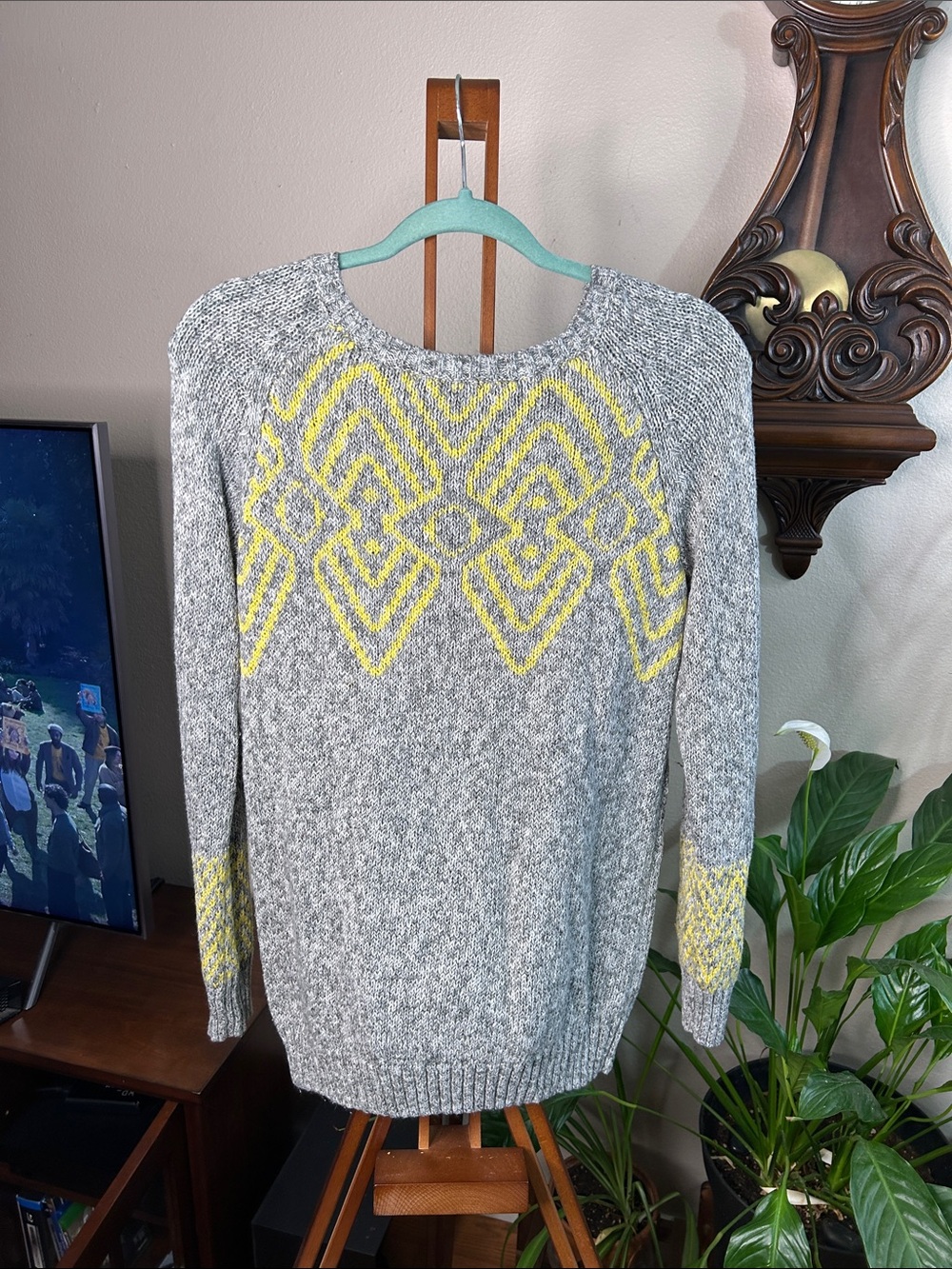 Maurices Gray and Yellow Geometric Crewneck Sweater